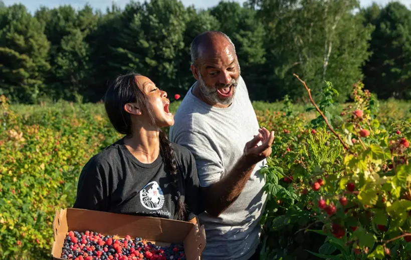 Apostle Islands Kayak and Create Series: Wild Foraging with Chris Gavin