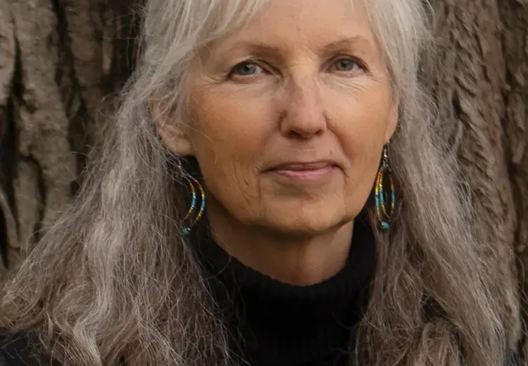 Apostle Islands Kayak and Create Series: Reader's Retreat with Diane Wilson