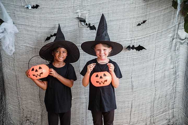 Minneapolis Chain of Lakes Halloween Story Time Canoe Paddle with Wild Rumpus